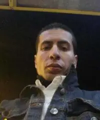 Cerco una ragazza - ragazzo 34enne Cerco una ragazza - ragazzo 34enne