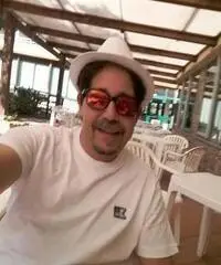 CERCO LEI - Luca 41enne CERCO LEI - Luca 41enne