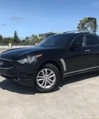PREMIUM INFINITI FX35 2010