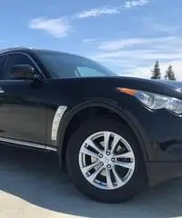 PREMIUM INFINITI FX35 2010