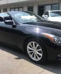 2011 Infiniti G37 Convertible 2dr Base 2011 Infiniti G37 Convertible 2dr Base