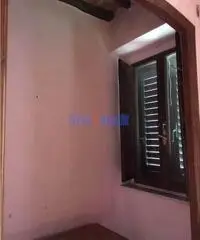 Terratetto finale a Lucca