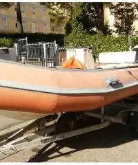 Gommone e carrello Gommone e carrello