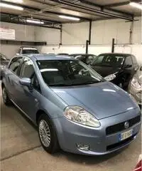 Grande punto 1.2 gpl impianto gpl motore revision Grande punto 1.2 gpl impianto gpl motore revision