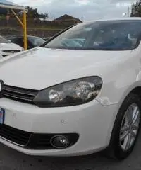 VOLKSWAGEN Golf 1.6 TDI DPF 5p. Highline NAVI KM VOLKSWAGEN Golf 1.6 TDI DPF 5p. Highline NAVI KM