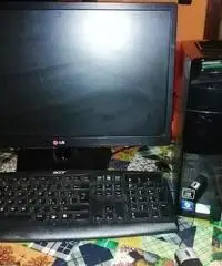 PC Packard Bell + Monitor LG PC Packard Bell + Monitor LG