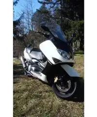 Tmax motor Tmax motor