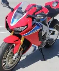 2017 Honda CBR1000RR SP2