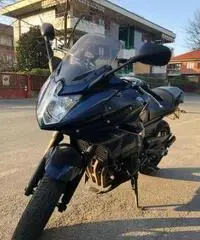 Yamaha XJ6 Yamaha XJ6
