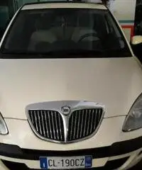 LANCIA Ypsilon -1300 Multijet LANCIA Ypsilon -1300 Multijet