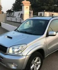 Toyota RAV 4 2.0 Tdi D-4D cat 3 porte Sol Toyota RAV 4 2.0 Tdi D-4D cat 3 porte Sol