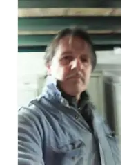 Sono 53 enne, sportivo