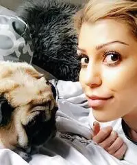 Una relazione tranquilla e intima. Una relazione tranquilla e intima.