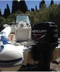 Gommone Northstar 4,90 +Mercury 40/60+ rimorchio Gommone Northstar 4,90 +Mercury 40/60+ rimorchio