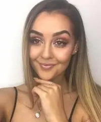 esistono veri uomini se sì per favore mostrati ?? esistono veri uomini se sì per favore mostrati ??