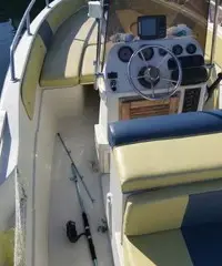 Barca 6mt open motore Evinrude