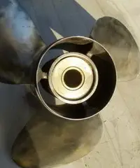 Elica Inox lucida 3 pale 14 ¾ x 19 per Evinrude 150-200