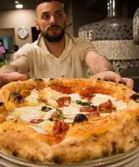 Pizzaiolo napoletano Pizzaiolo napoletano