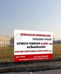 Terreno commerciale di 8000 mq. - zona urbanizzata Terreno commerciale di 8000 mq. - zona urbanizzata