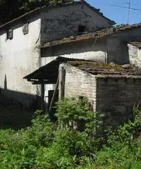 Casale su due livelli in Sansepolcro Casale su due livelli in Sansepolcro