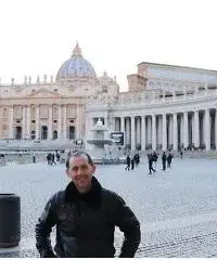 UOMO CERCA RAGAZZA SERIA PER FIDANZAMENTO