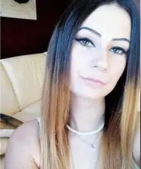 Commessa, addetta alle vendite, cassiera Commessa, addetta alle vendite, cassiera