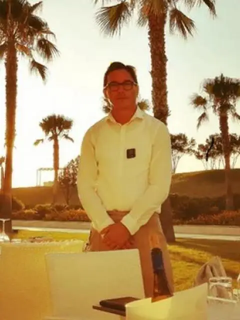 ho experienza di ristorante  e hotel ho experienza di ristorante  e hotel