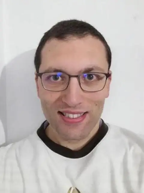 Addetto pulizia Addetto pulizia