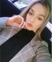 Sono una ragazza romantica Sono una ragazza romantica