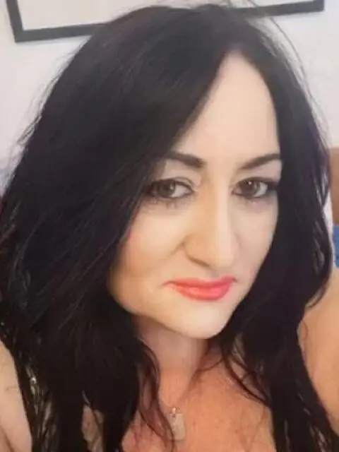 Cameriera ai Piani Part-Time Cameriera ai Piani Part-Time