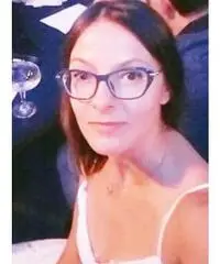 Donna di 43 anni cerca un compagno di vita Donna di 43 anni cerca un compagno di vita