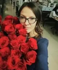 Donna di 43 anni cerca un compagno di vita Donna di 43 anni cerca un compagno di vita
