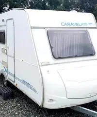 Roulotte caravelaire modello 425 anno 2005 Roulotte caravelaire modello 425 anno 2005
