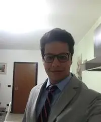 Meccanico auto, gommista e autista patente B Meccanico auto, gommista e autista patente B