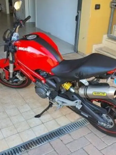 Ducati monster 696 2009 Ducati monster 696 2009