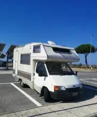 Camper CI 114 Mansardato 5 posti su Ford 2.5 Camper CI 114 Mansardato 5 posti su Ford 2.5