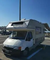 Camper CI 114 Mansardato 5 posti su Ford 2.5 Camper CI 114 Mansardato 5 posti su Ford 2.5