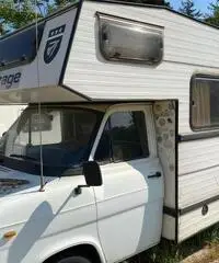 Camper Ford