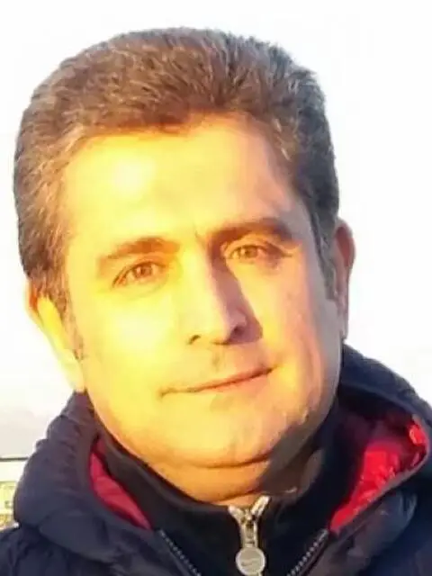 Saldatore finito e carpentiere Saldatore finito e carpentiere
