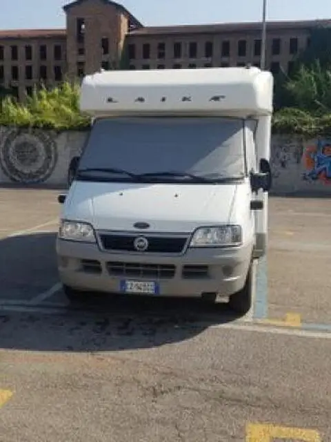 Laika r 660 Laika r 660