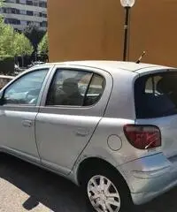 Yaris 1.0 benzina UNICO PROPRIETARIO Yaris 1.0 benzina UNICO PROPRIETARIO