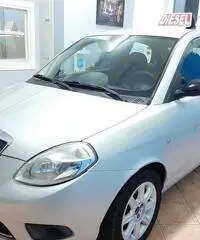 Lancia ypsilon 1.3 multijet 75cv 55kw 2008 Lancia ypsilon 1.3 multijet 75cv 55kw 2008