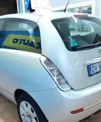 Lancia ypsilon 1.3 multijet 75cv 55kw 2008 Lancia ypsilon 1.3 multijet 75cv 55kw 2008