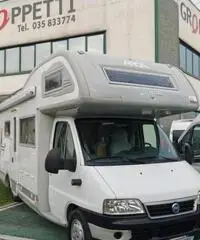 Mansardato Arca 715GLT doppia dinette Mansardato Arca 715GLT doppia dinette