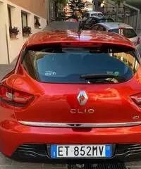 RENAULT Clio 1.5 dCi 8V 90CV CAMBIO AUTOMATICO RENAULT Clio 1.5 dCi 8V 90CV CAMBIO AUTOMATICO