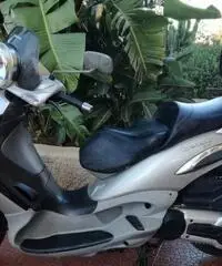 Beverly 500 anno 2004 600 ,