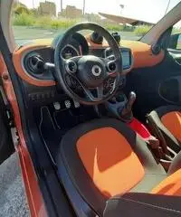 For two 71cv Sport Edition con Navi e Perfetta For two 71cv Sport Edition con Navi e Perfetta
