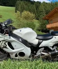 Suzuki Hayabusa 2011 bianco madreperla