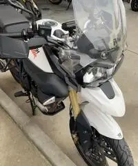 Triumph Tiger 800 - 2011 Triumph Tiger 800 - 2011