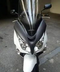 Swt 400cc 2014 (abs) da vetrina Swt 400cc 2014 (abs) da vetrina